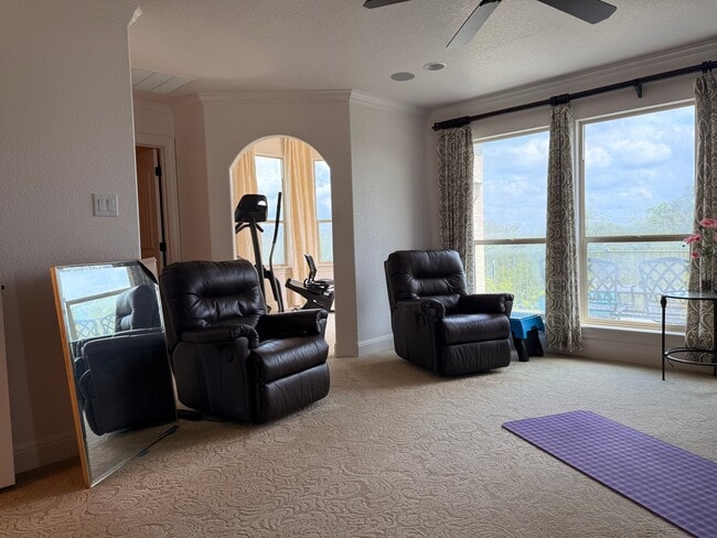 Photo - 1155 Glenwood Loop