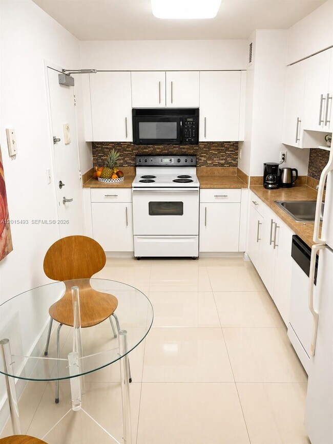 9195 Collins Ave Unit 1012