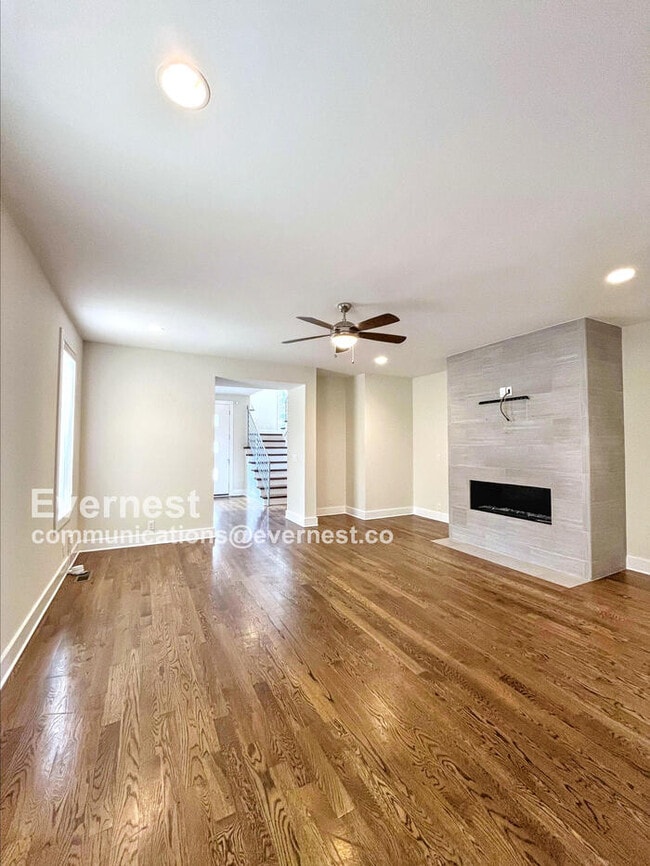 Photo - 1804 Cahal Ave