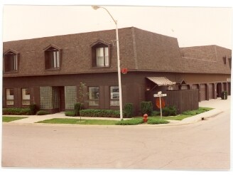 Primary Photo - 425 McClellan St Apartments