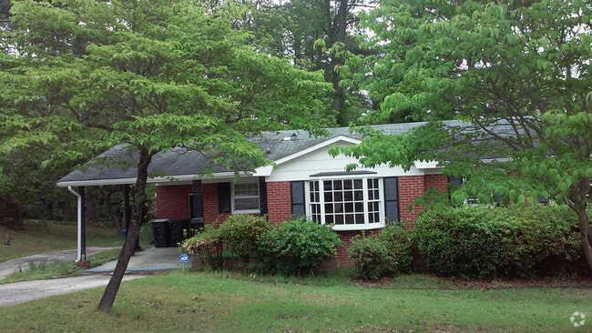 Building Photo - 731 Ashburton Dr Rental