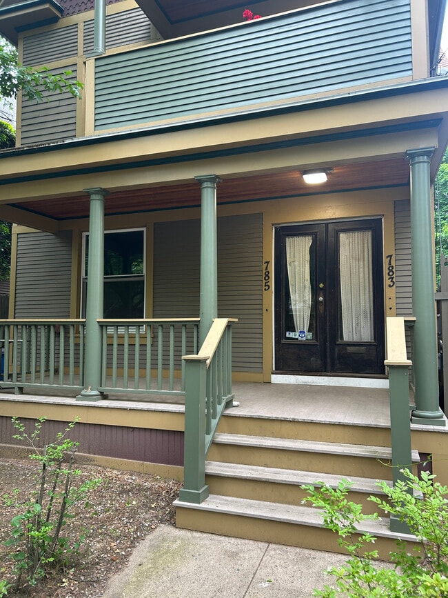 Photo - 781 Elm St Apartment