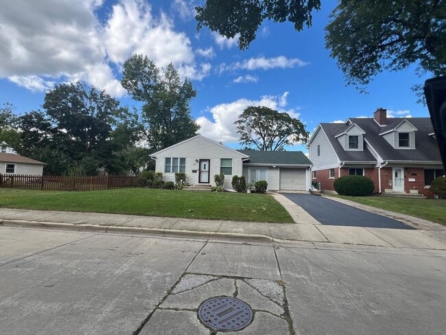 Photo - 11 Elizabeth Ct