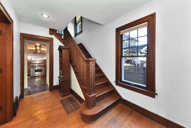 Photo - 1306 Packard St