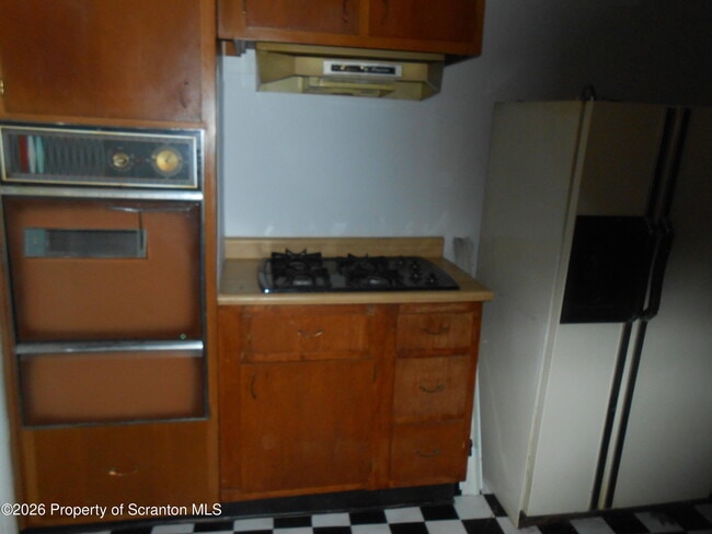 Photo - 716-718-718 Landis St