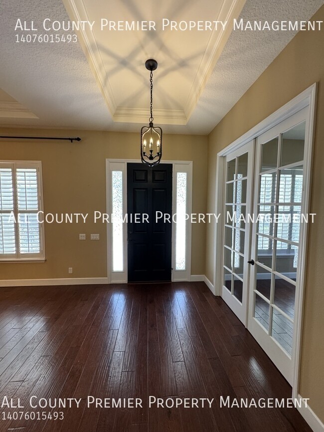 Photo - 203 Spalding Way