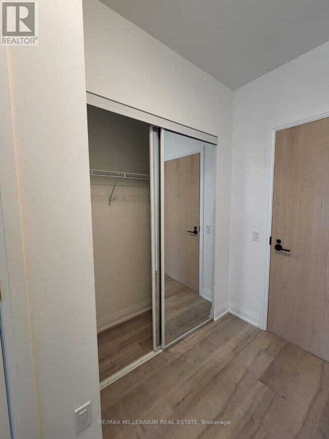 Photo - 50 George Butchart Dr Unit 904