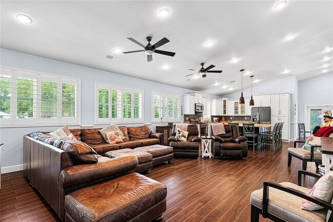 Photo - 3628 S Renellie Dr