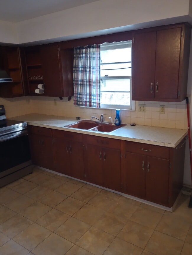Photo - 1107 W Maple Ave S Unit 4