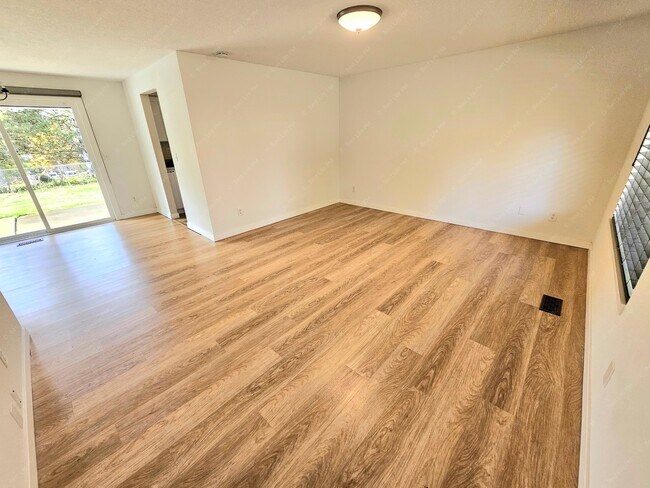 Photo - 7739 SE 101st Ave