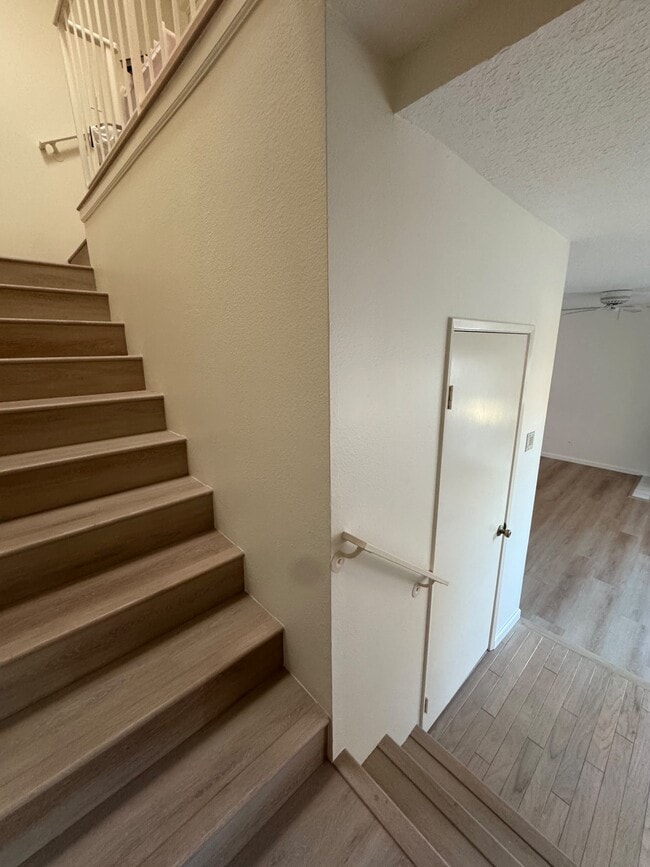 7320 Balboa Blvd Unit 124