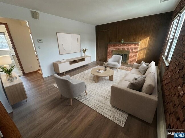 Photo - 74 Rosemont Ave