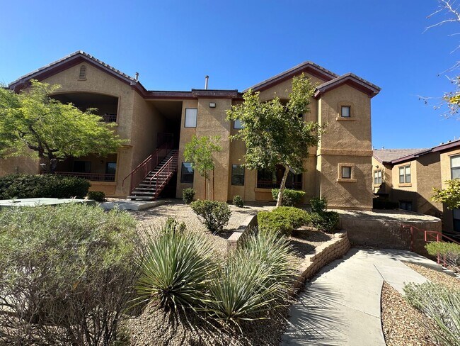 Building Photo - Second-Floor Condo With Relaxing Balcony Located In Northwest Las Vegas