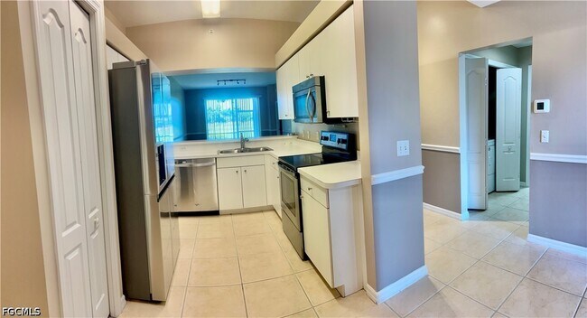Photo - 21350 Lancaster Run Unidad 1418