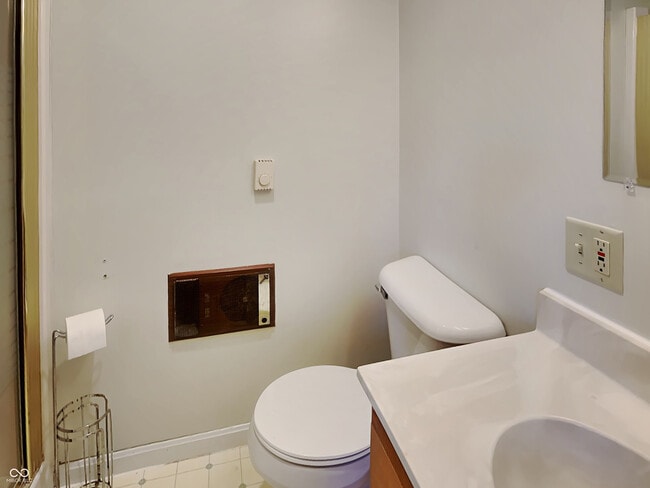 Photo - 4 W Main St Casa