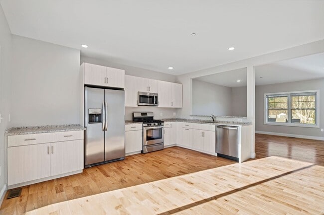 Photo - Half Peak Place