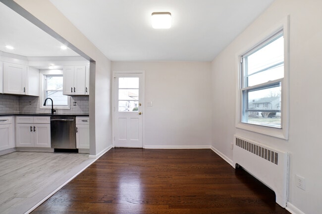 Photo - 1078 Burnet Ave