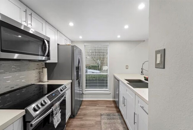 Photo - 1920 Augusta Dr Unidad 30