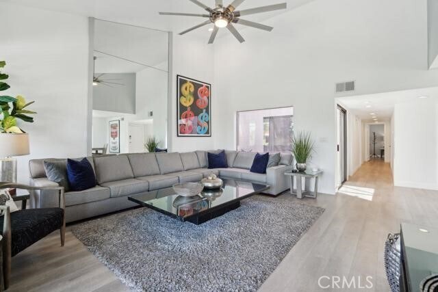 Photo - 10 Padron Way