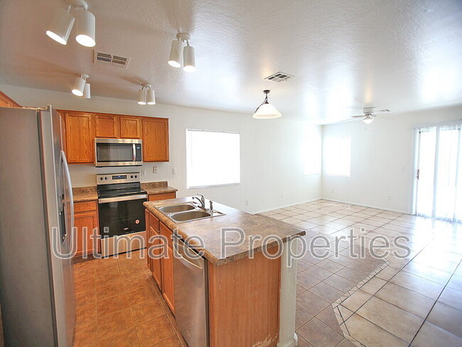 Photo - 22801 W Yavapai St