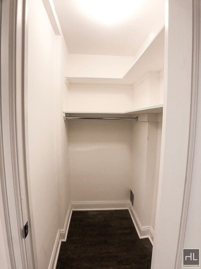 Photo - EAST 38 STREET Unit 1B