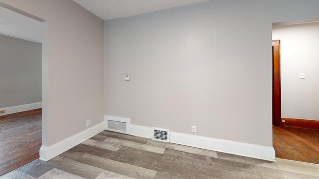 Photo - 764 Work Dr Unit 764 Work Dr -  2