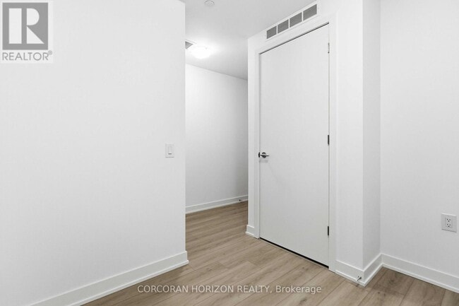 Photo - 7437 Kingston Rd Unit 201