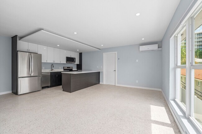 Photo - 3220 NE 7th Pl