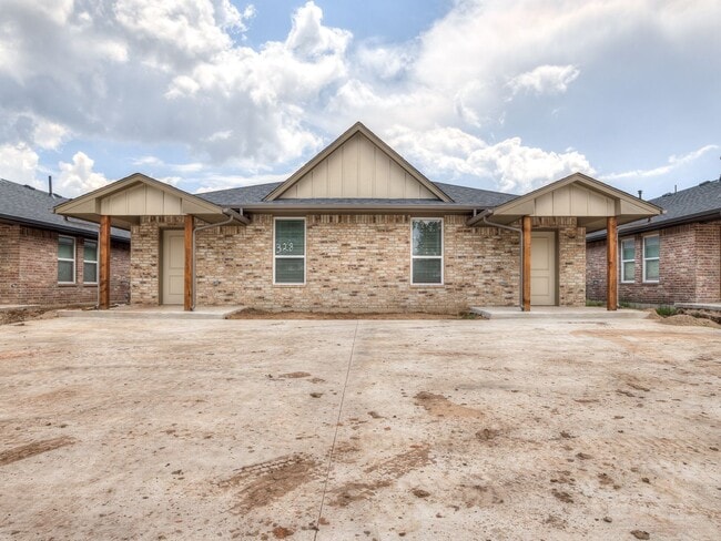 Photo - 328 NW 122nd St