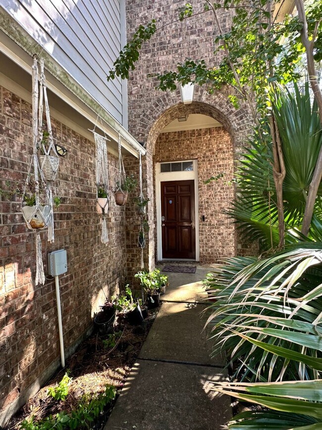 Photo - 5302 Canyon Hollow Dr