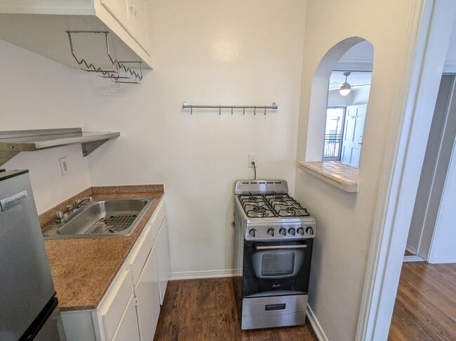 Photo - 729 N Edinburgh Ave Unidad 3/4