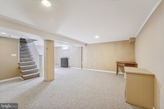 Photo - 204 Glenmore Ave