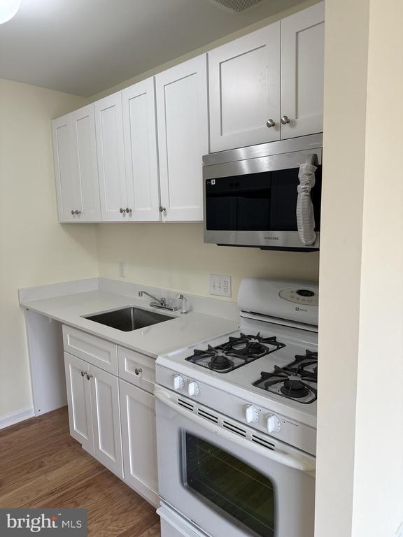 Photo - 2754 Hollywood Rd Unit 104