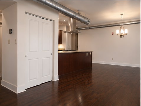 High ceilings - 33 W North Ave Unit 3B