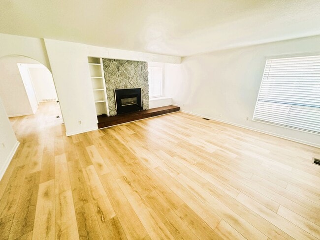 Photo - Completely Remodeled 4 Bed Home With Finis...