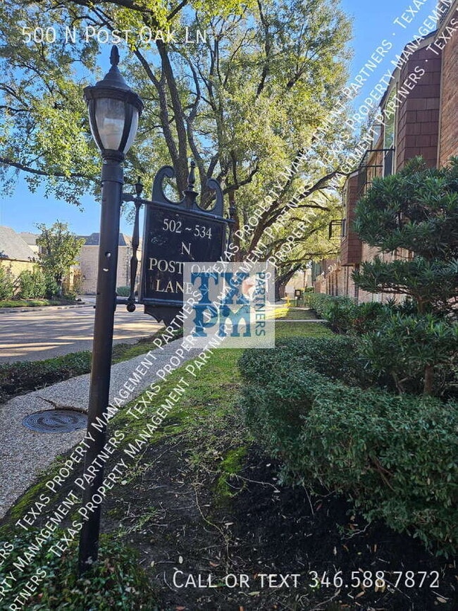 Photo - 500 N Post Oak Ln