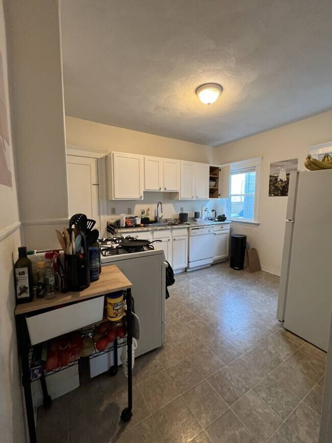 12 Pinkham Rd Unit 1