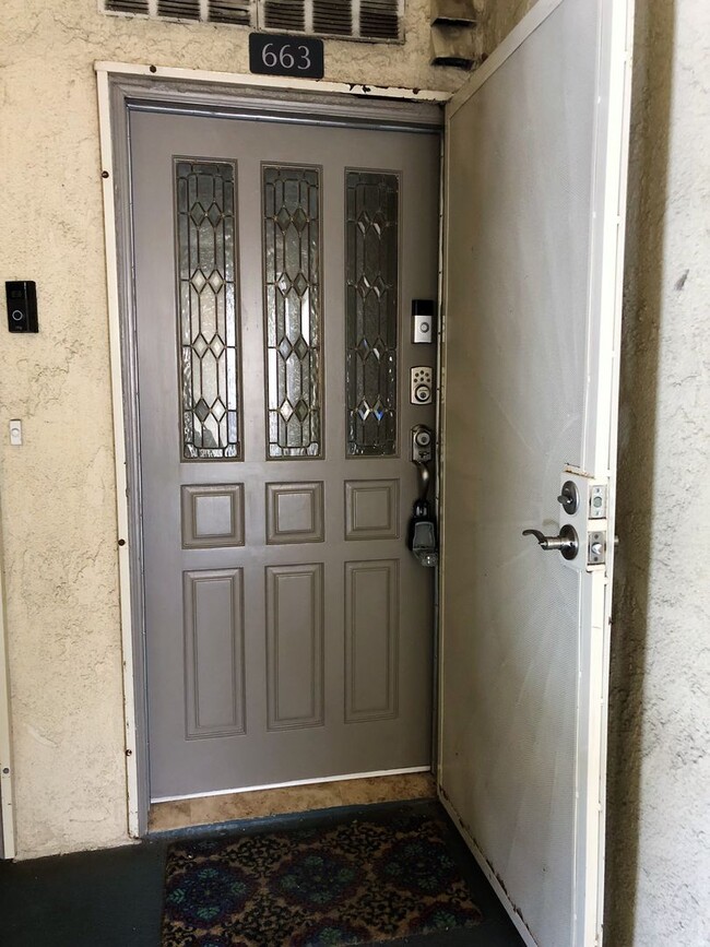 Photo - Spacious 3 + 2 Ocean View Condo - Prime Corner Location.