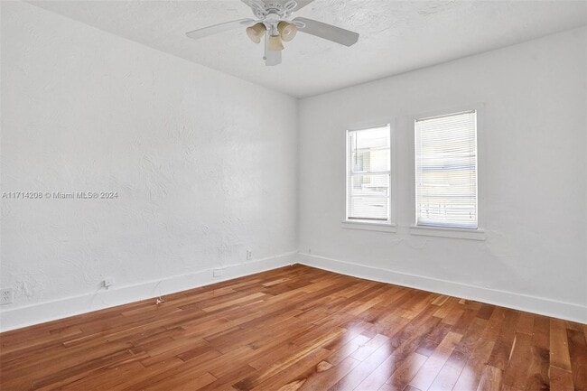 Photo - 1505 Monroe St