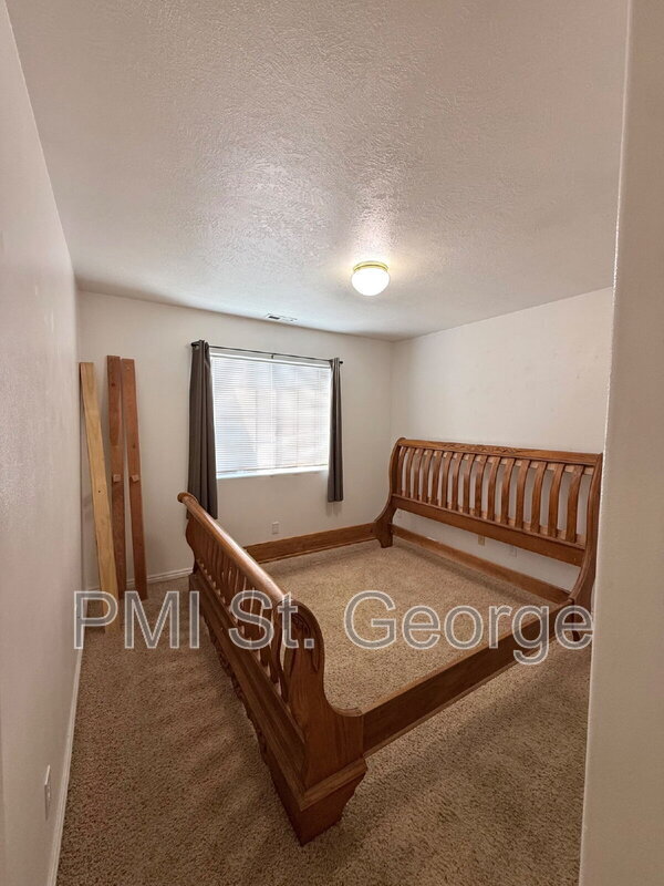 2605 E 700 N Unit 4