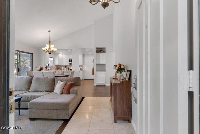 Photo - 491 Yorba Linda Pl