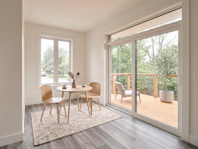 Dining Area - Victoria Heights
