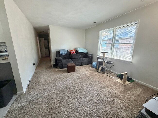 Photo - N Thalia Road - Duplex Unit 103