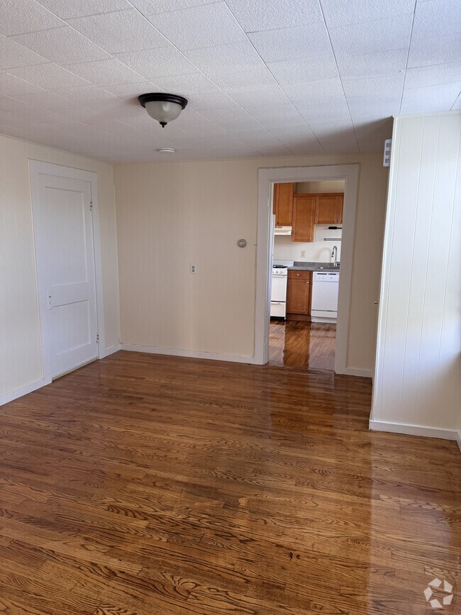 Building Photo - 30 Hanson St Unit 3 Rental
