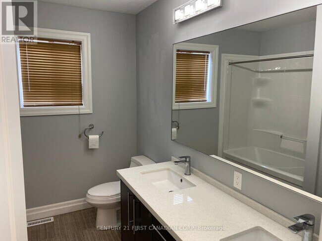 Photo - 2619 Sheffield Blvd