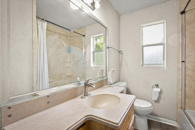 Photo - 6544 Aires Rd