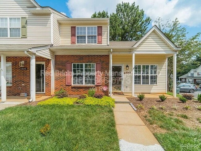 Building Photo - 11649 Boxer Ln