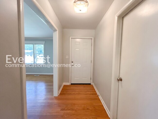 Photo - 711 Elliott Dr