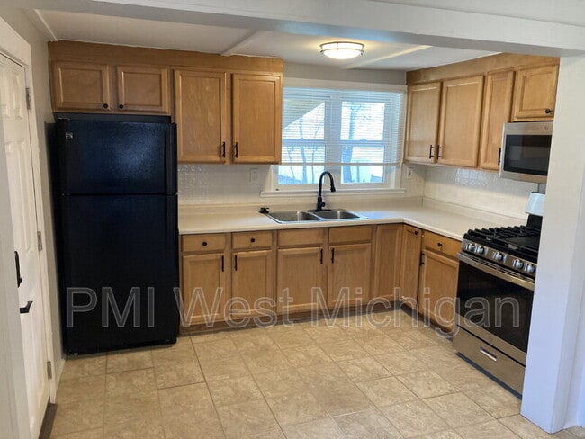 Photo - 1436 Matilda St NE Unit #1