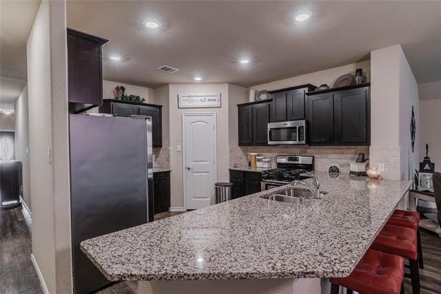 Photo - 562 Jamestown Ln